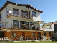House with sea view in Balchik front