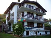 Huge house in Balchik front 1