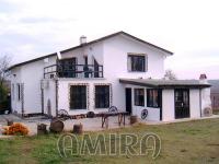 Huge renovated house 32 km from Varna