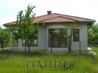 Newly built house 2 km from Balchik front
