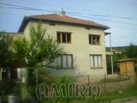 Big unfinished house near Albena