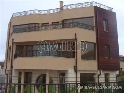 Huge sea view villa in Varna