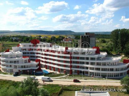First line apartments in Kranevo