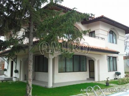 Luxury villa in Varna 2km from the beach