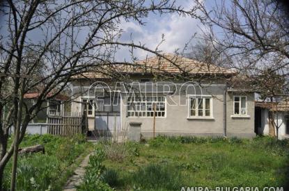 Town house in Bulgaria front 2
