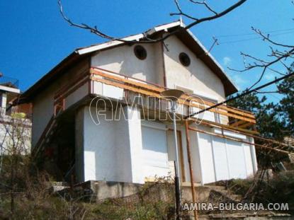 Sea view house in Balchik front