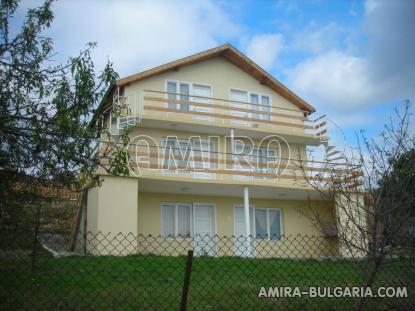 Sea view villa in Balchik front 3