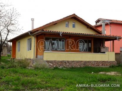 Huge sea view villa in Varna front 1