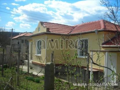 Renovated holiday home 6 km from the beach side