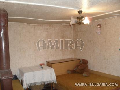 Renovated house 28 km from Varna room