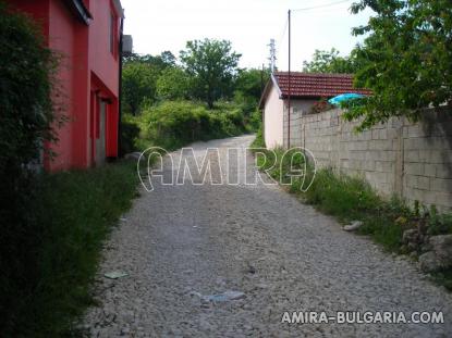 Sea view villa in Varna road access