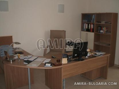 Furnished villa near the Royal Palace study