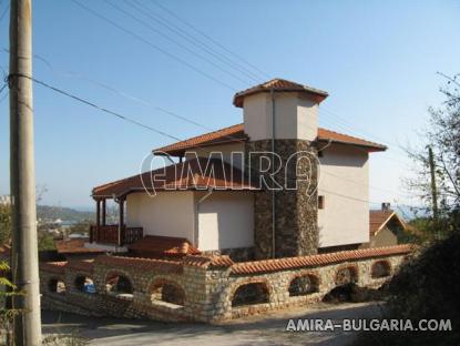 Furnished sea view house with pool back