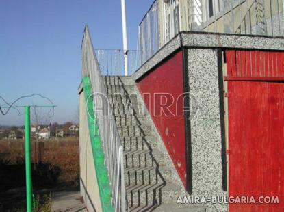 Bulgarian home 39km from the beach stairs