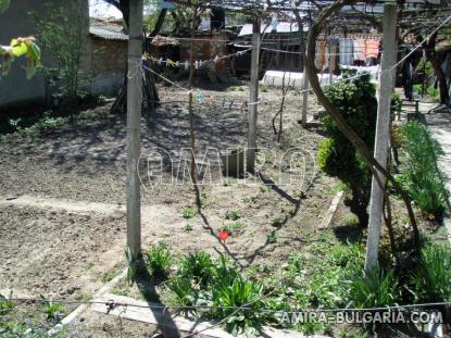 Old house 5 km from Kamchia beach garden