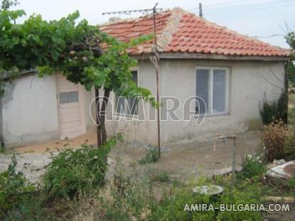 Old house in Bulgaria side 4