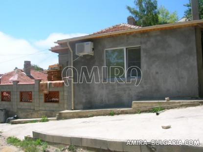 House in the centre of Balchik side 2