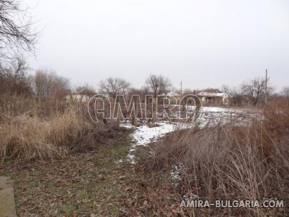 Bulgarian house with big plot garden 2