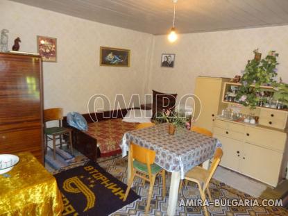 Bulgarian house 40 km from the beach room