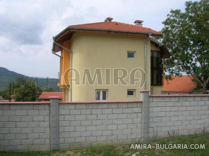 New 2 bedroom house in Bulgaria 4 km from the beach fence