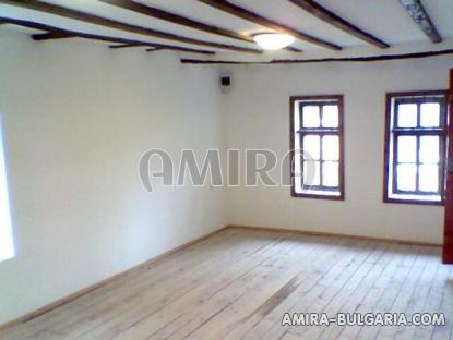 Authentic Bulgarian style house 28 km from Varna bedroom 3