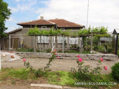 Preserved house in Bulgaria side 3