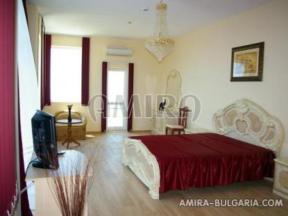 Huge sea view villa in Varna bedroom 2