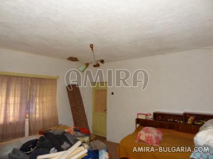 House with big plot 7