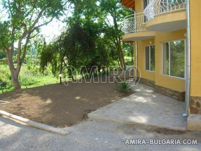 Furnished villa in Kranevo 600 m from the beach
