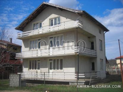 Bulgarian house near the beach