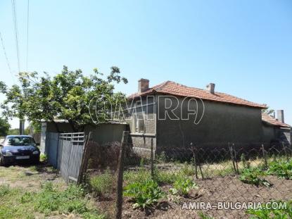 House in Bulgaria 34km from the beach back