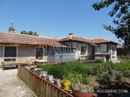 House in Bulgaria with big plot front 2