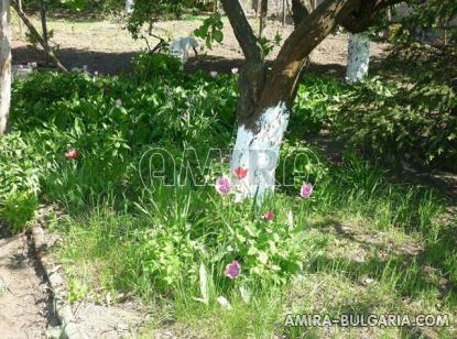 House in Bulgaria 23km from the beach garden 2