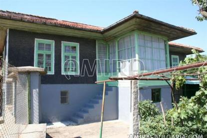 Bulgarian holiday home near a river 1