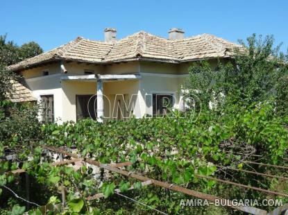 Old bulgarian house in a well served village