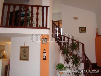 Furnished house 7km from the beach staircase