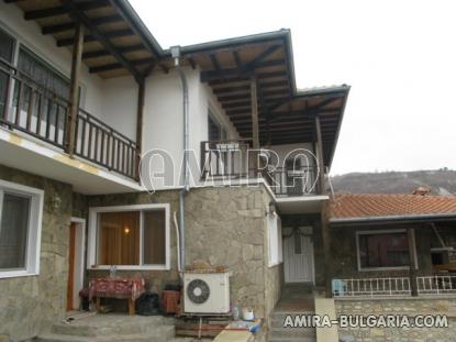 Huge house in the centre of Balchik side 2