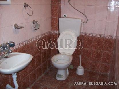 Sea view house in Balchik bathroom