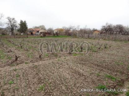 Bulgarian house near a lake 8