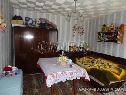 Bulgarian house near a lake 10