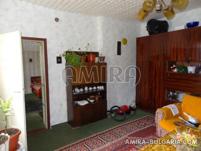 Bulgarian house near a lake 11