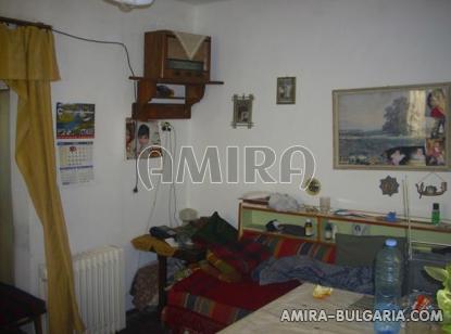 House in Bulgaria near a dam 5