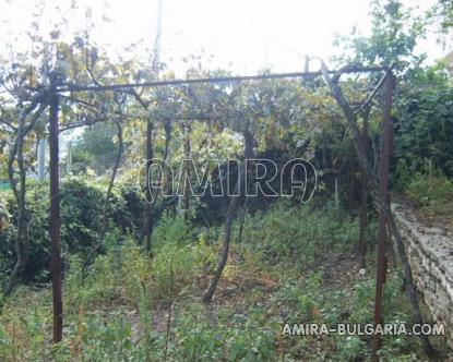 Sea view villa in Balchik garden 2