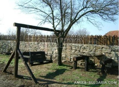 House in authentic Bulgarian style garden 2