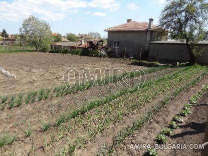 Town house with bar for sale 8