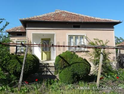 Cheap house in a big bulgarian village