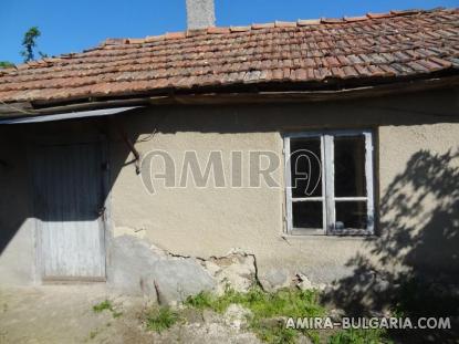 Cheap house in a big bulgarian village 9