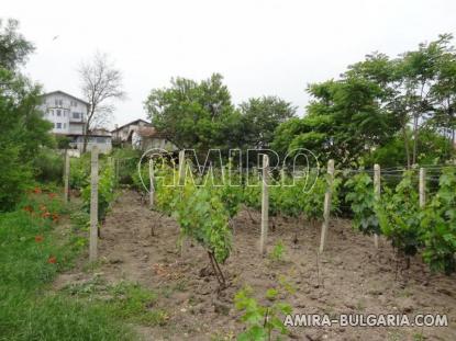 Furnished guest house in Kranevo 37