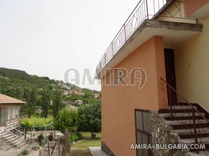 House near the Botanic Garden of Balchik 9