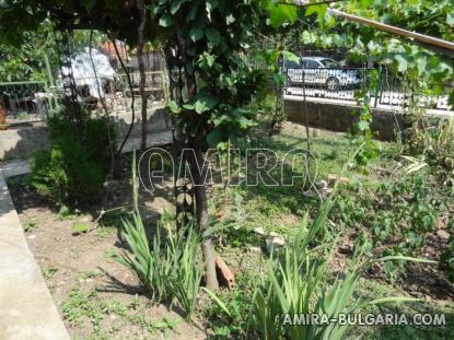 Cheap house with big plot 11